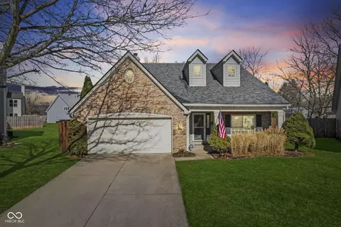 8574 Woodstone Ct, Indianapolis, IN 46256