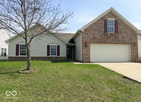 2747 Foxbriar Pl, Indianapolis, IN 46203