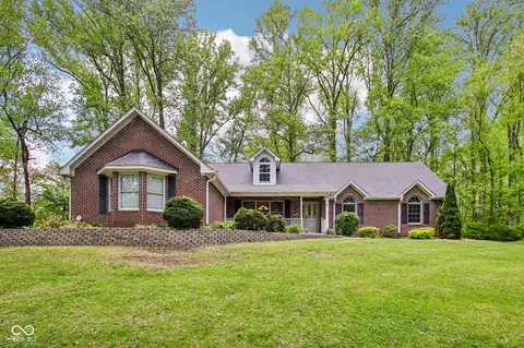 3200 Clear Creek Blvd, Martinsville, IN 46151