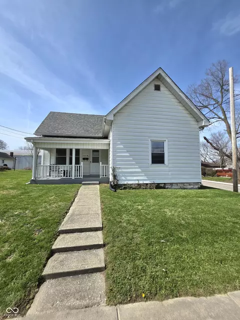 318 N College Ave, Greencastle, IN 46135