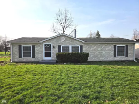 3263 Hooker St, Plainfield, IN 46168