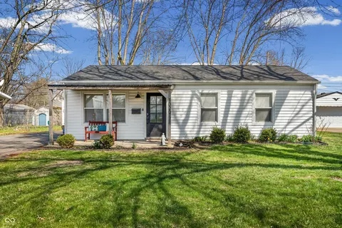1020 Northfield Dr, Lebanon, IN 46052