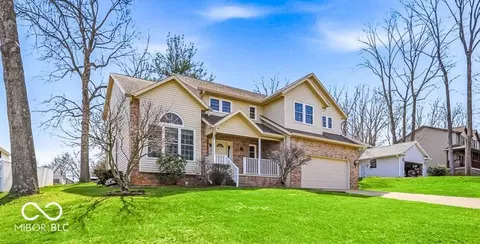 1060 E Jennifer Dr, Bloomington, IN 47401