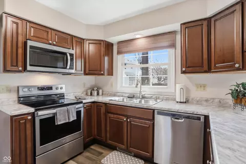 1060 E Jennifer Dr, Bloomington, IN 47401 photo 11