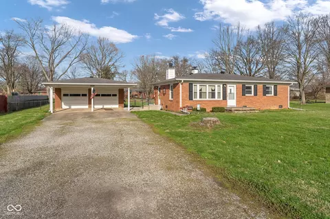 4828 Oaknoll Dr, Indianapolis, IN 46221