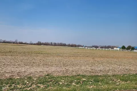 300 South St, Anderson, IN 46017