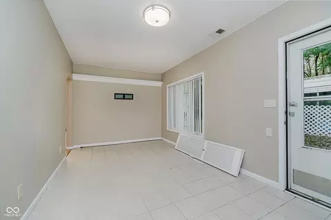 Living - 9135 E 256th St, Arcadia, IN 46030 photo 2 of 2
