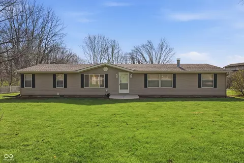 6761 E Centenary Rd, Mooresville, IN 46158