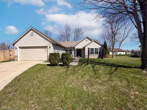 227 Park Place Ct, Avon, IN 46123