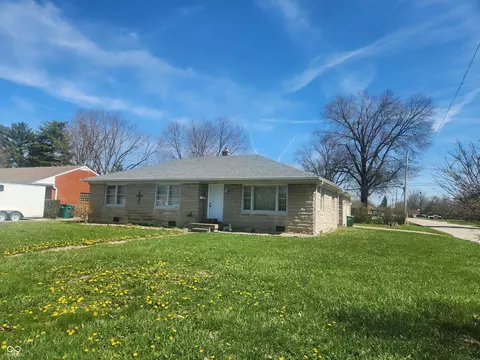 431 S Carr Rd, Plainfield, IN 46168