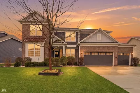 16321 Red Clover Ln, Noblesville, IN 46062