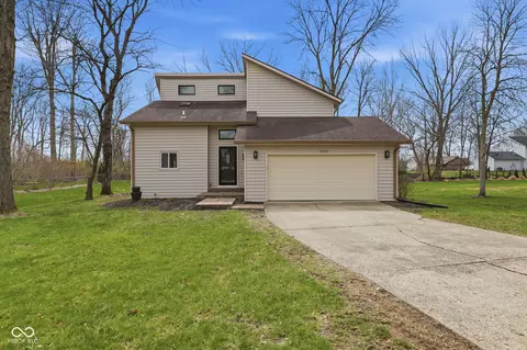 1429 Timber Trl, Greenwood, IN 46142