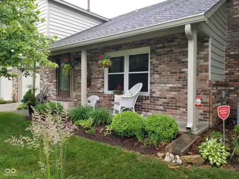 9093 Cinnebar Dr, Indianapolis, IN 46268