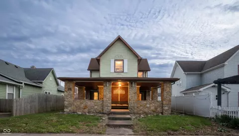 807 E 21st St, Anderson, IN 46016