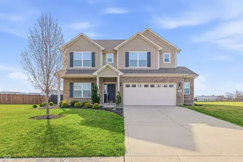 937 Maple Stone Dr, Greenwood, IN 46143