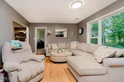 Living - 9131 E 256th St, Arcadia, IN 46030 photo 4 of 4
