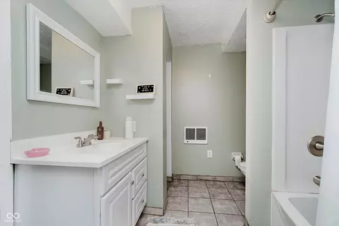 Bath - 9131 E 256th St, Arcadia, IN 46030 photo 3 of 3