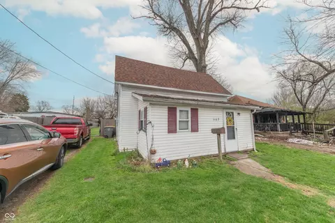 663 S Vine St, Seymour, IN 47274