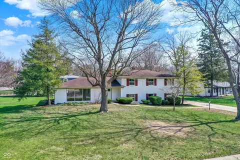 8433 Sunset Ln, Indianapolis, IN 46260