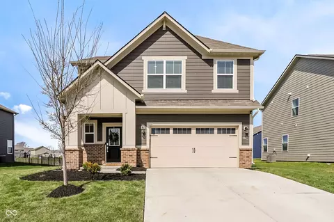 15871 Winnower Dr, Noblesville, IN 46060