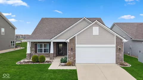 2064 Maplewood Ln, Pendleton, IN 46064