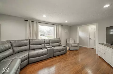 Living - 108 Ladino Ln, Pendleton, IN 46064 photo 1 of 1