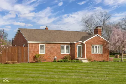 3405 Washington St, Columbus, IN 47203