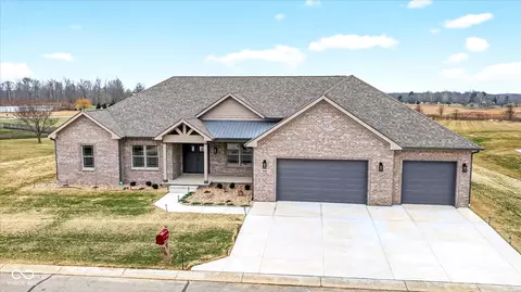 3462 N Timberlake Dr, Martinsville, IN 46151