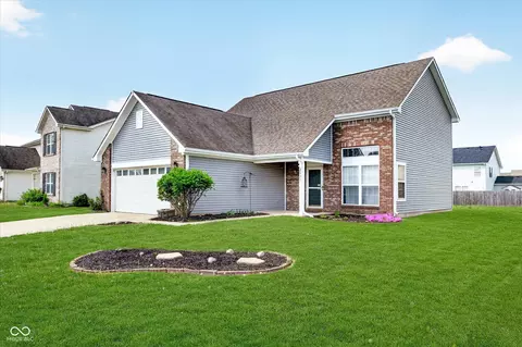 2428 Foxtail Dr, Plainfield, IN 46168