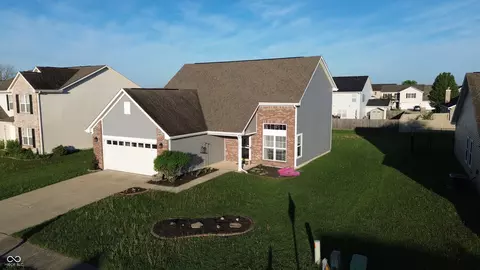 View/Area - 2428 Foxtail Dr, Plainfield, IN 46168 photo 1 of 11