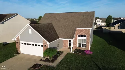 View/Area - 2428 Foxtail Dr, Plainfield, IN 46168 photo 2 of 11