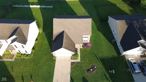 View/Area - 2428 Foxtail Dr, Plainfield, IN 46168 photo 5 of 11