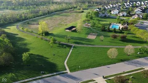 View/Area - 2428 Foxtail Dr, Plainfield, IN 46168 photo 7 of 11