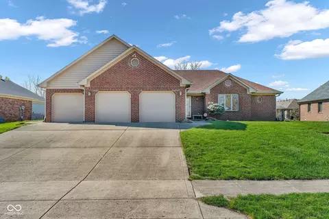 1603 Woodside Dr, Danville, IN 46122