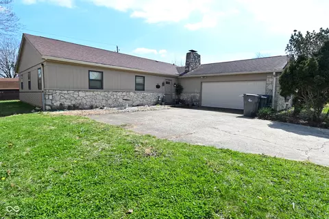 3221 Bluebell Ln, Indianapolis, IN 46224