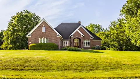 16239 Haddam Ln, Noblesville, IN 46062