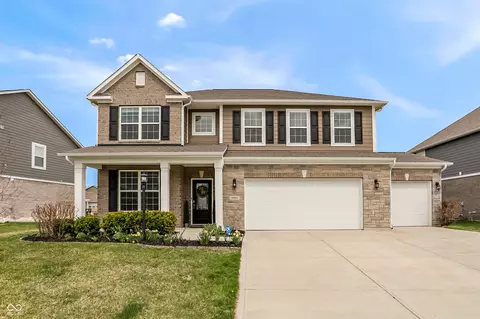 6088 Farlin Dr, Whitestown, IN 46075