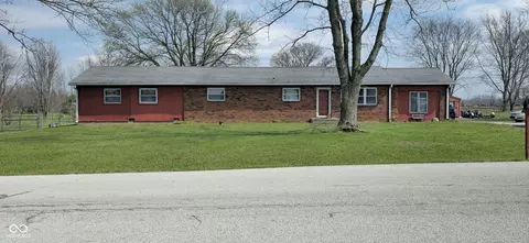 10255 Hodge Rd, Clayton, IN 46118