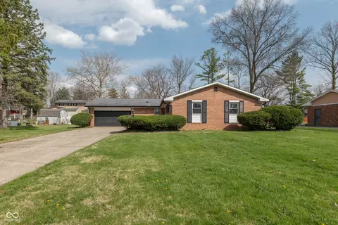 5421 Daniel Dr, Indianapolis, IN 46226