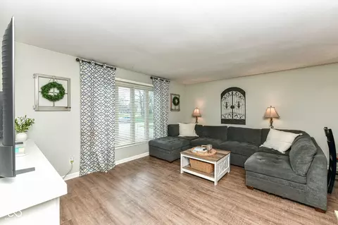 Living - 150 Springs Ct, Carmel, IN 46033 photo 1 of 7