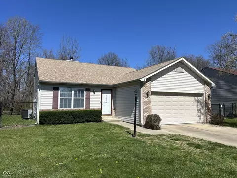 11018 Waterfield Ln, Indianapolis, IN 46235