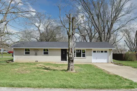 5961 N 200 W, Columbus, IN 47201