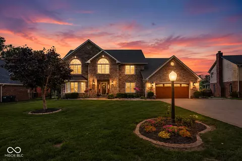 214 Yorkshire Blvd W, Indianapolis, IN 46229