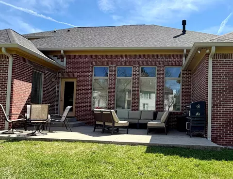 Exterior - 736 Willow Pointe Dr N, Plainfield, IN 46168 photo 2 of 4