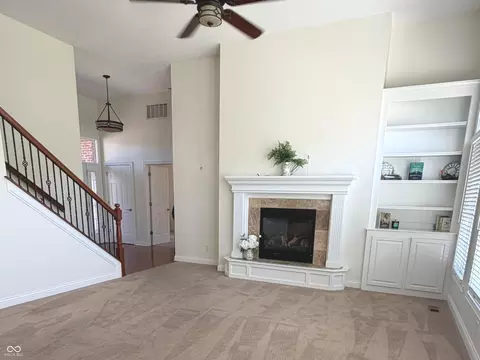 Living - 736 Willow Pointe Dr N, Plainfield, IN 46168 photo 1 of 6