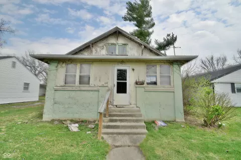 1426 Dewey St, Anderson, IN 46016