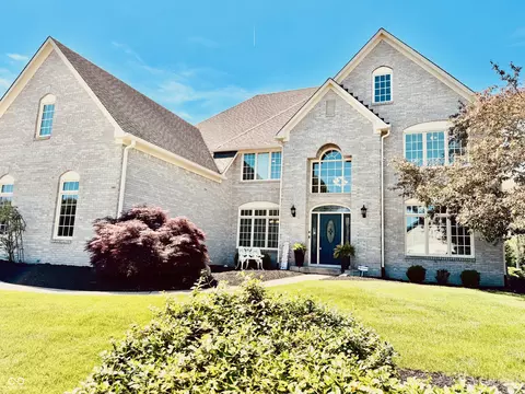 11752 Skyhawk Ct, Fishers, IN 46037