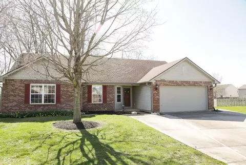 12 Longview Bnd, Brownsburg, IN 46112