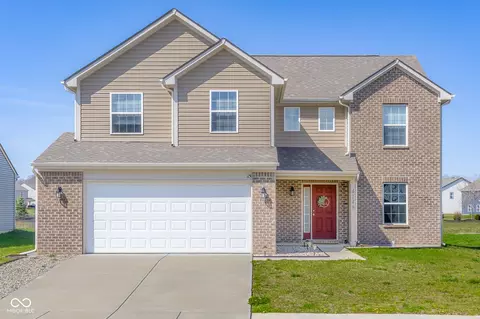 4148 Ashworth Ln, Columbus, IN 47201