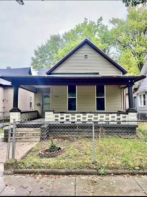 1006 N 9th St, Terre Haute, IN 47807